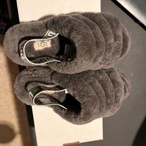 UGG Charcoal and Tan Sole Slippers size 5